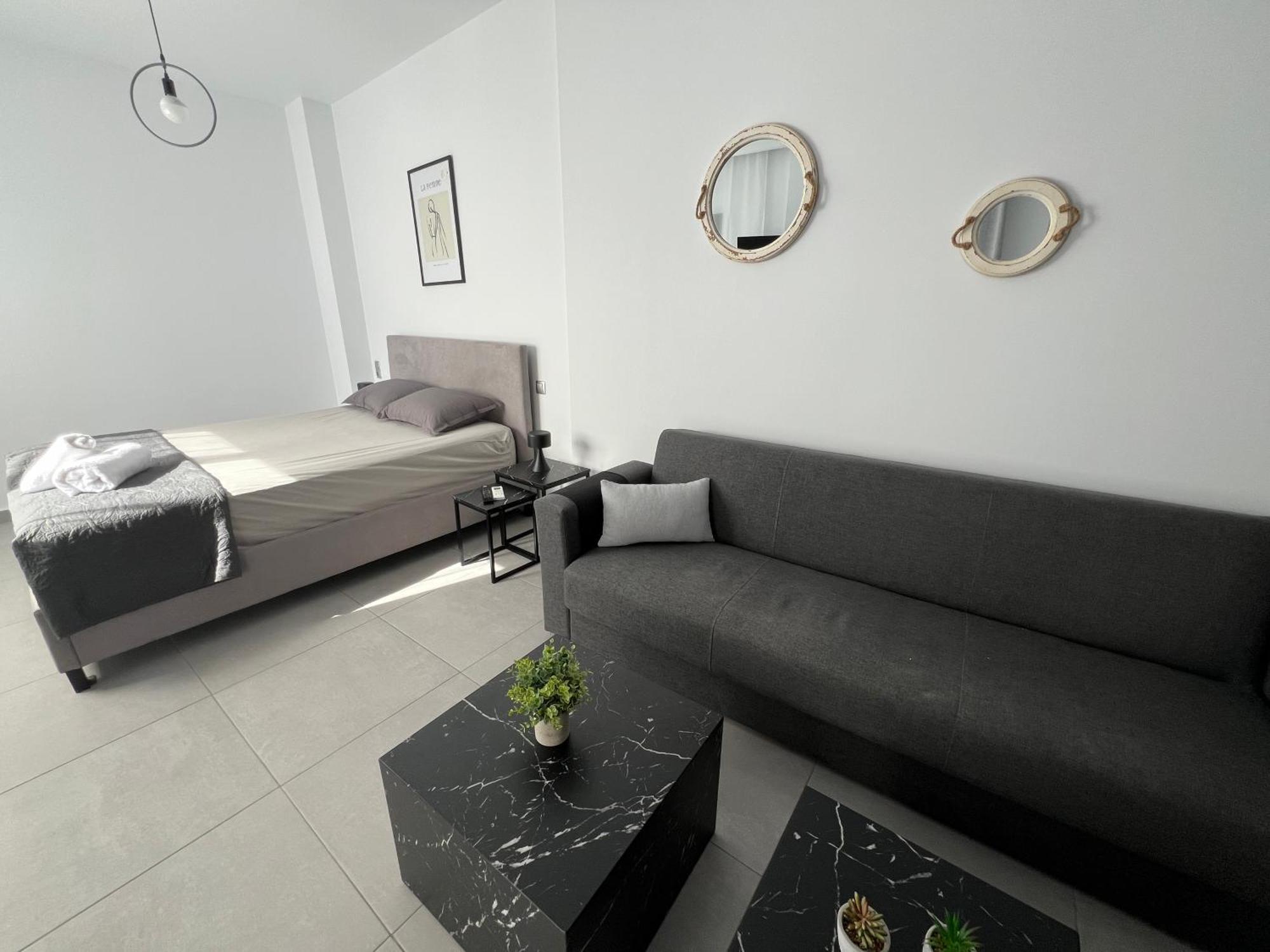 Ag Deluxe Apartment Alexandroupolis Buitenkant foto